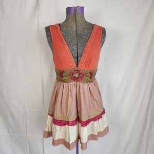 Embroidered V-Neck Sleeveless Top - Orange and Cream